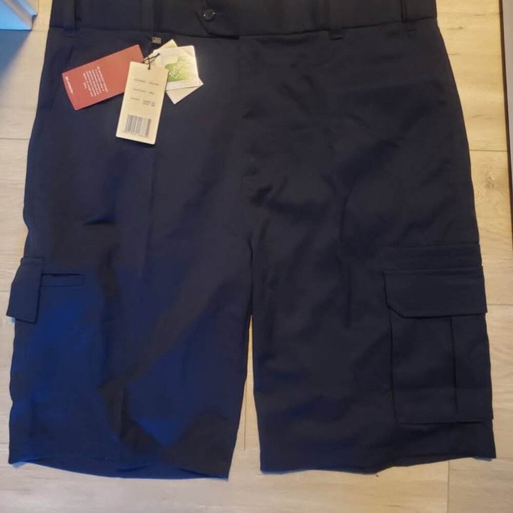 Men's cargo shorts navy blue NWT 38 waist